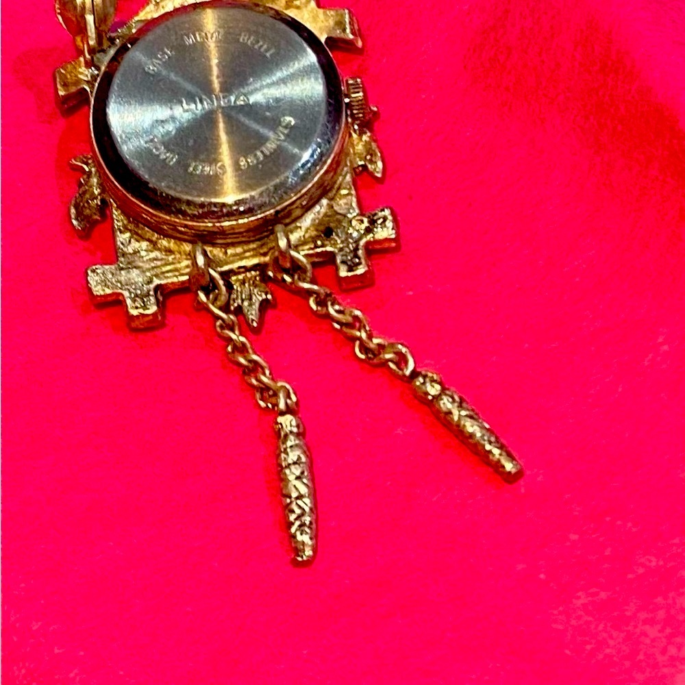 Vintage unique Cuckoo Clock Stainless Steel pin/brooch/pendant Stunning. - Picture 5 of 6